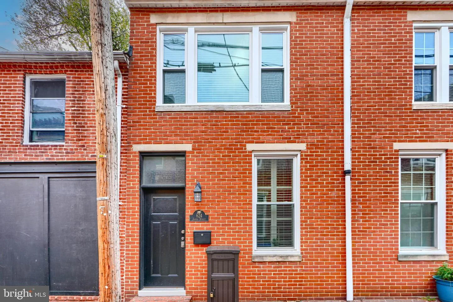 624 Jasper Street