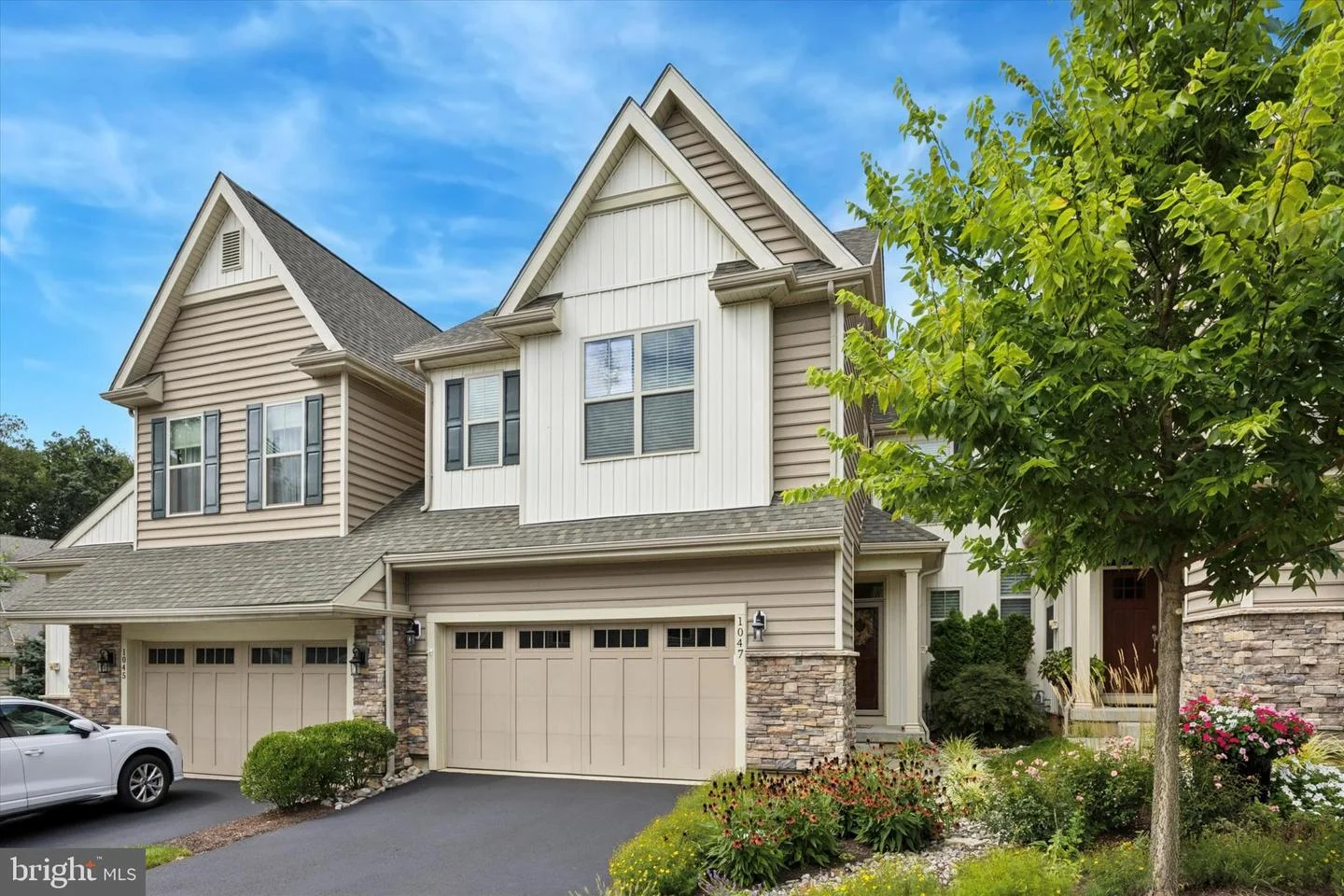 1047 James Walter Way
