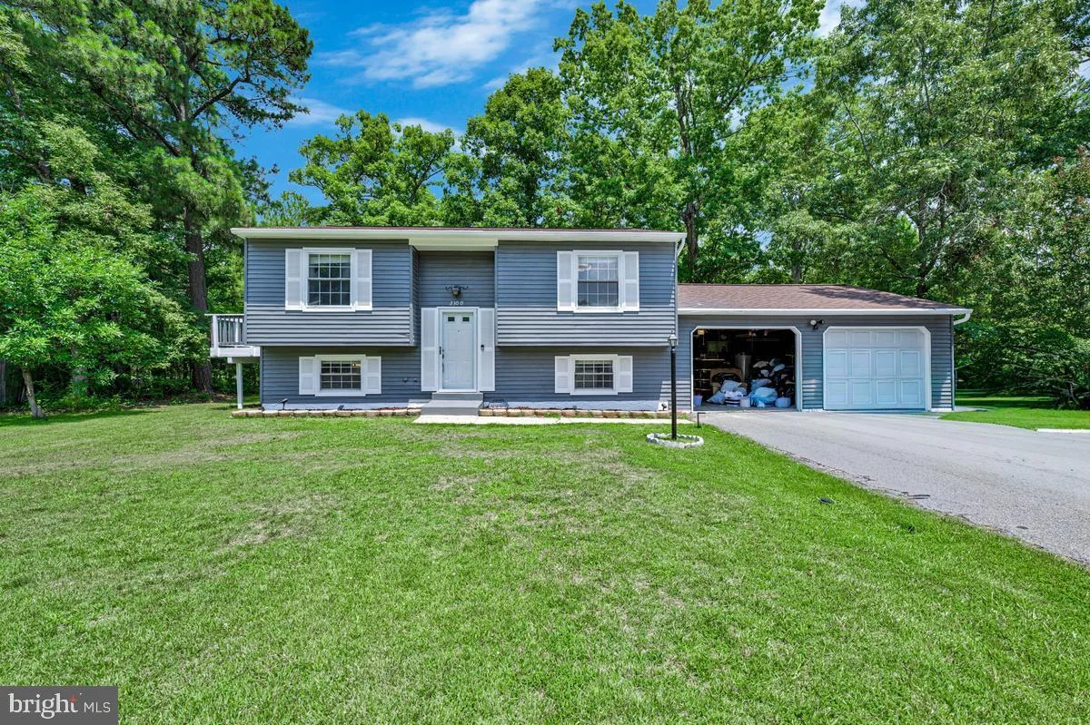 2300 Valley Oak Court