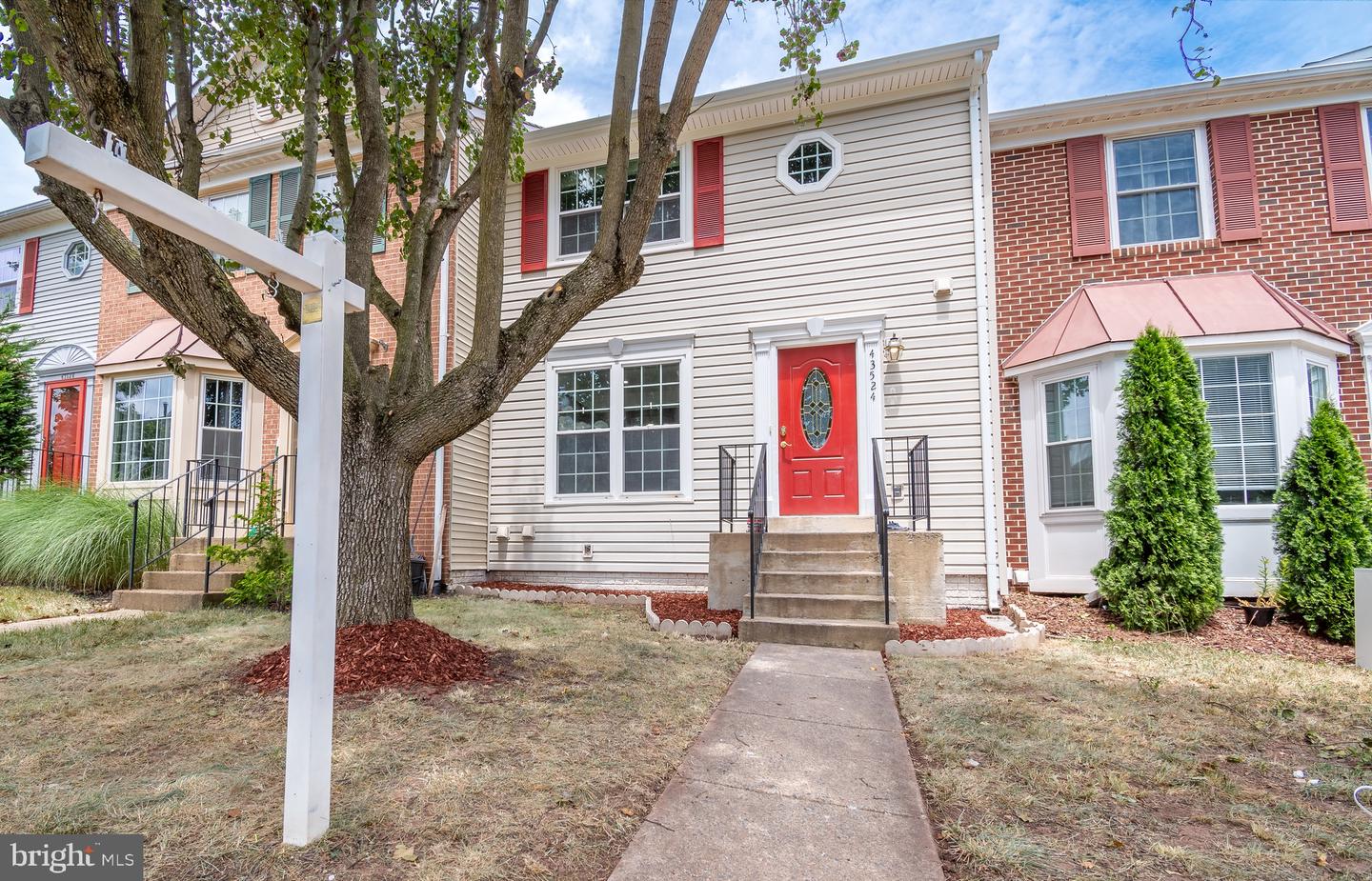 Photo 4 of 59 of 43524 Blacksmith Sq townhome