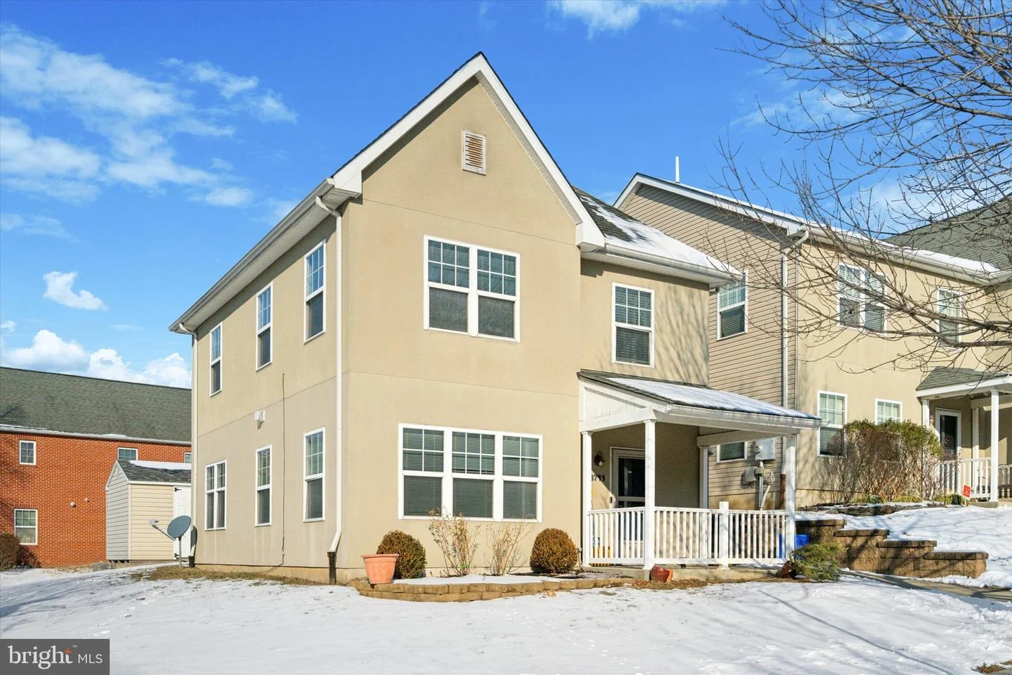3711 Palisades Drive
