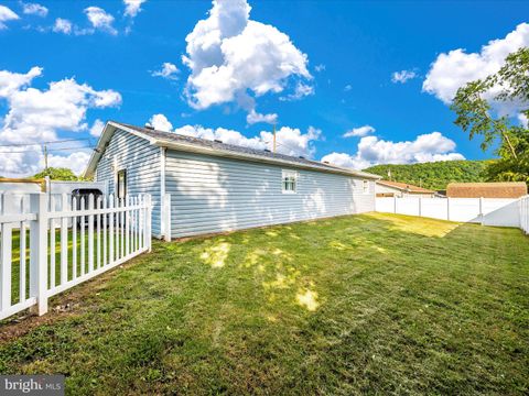 Single Family Residence in Keyser WV 97 Cardinal TERRACE 43.jpg