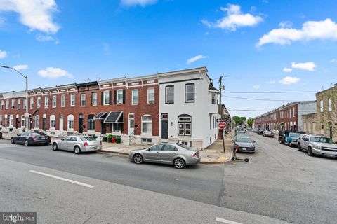 Townhouse in Baltimore MD 2721 Monument STREET.jpg