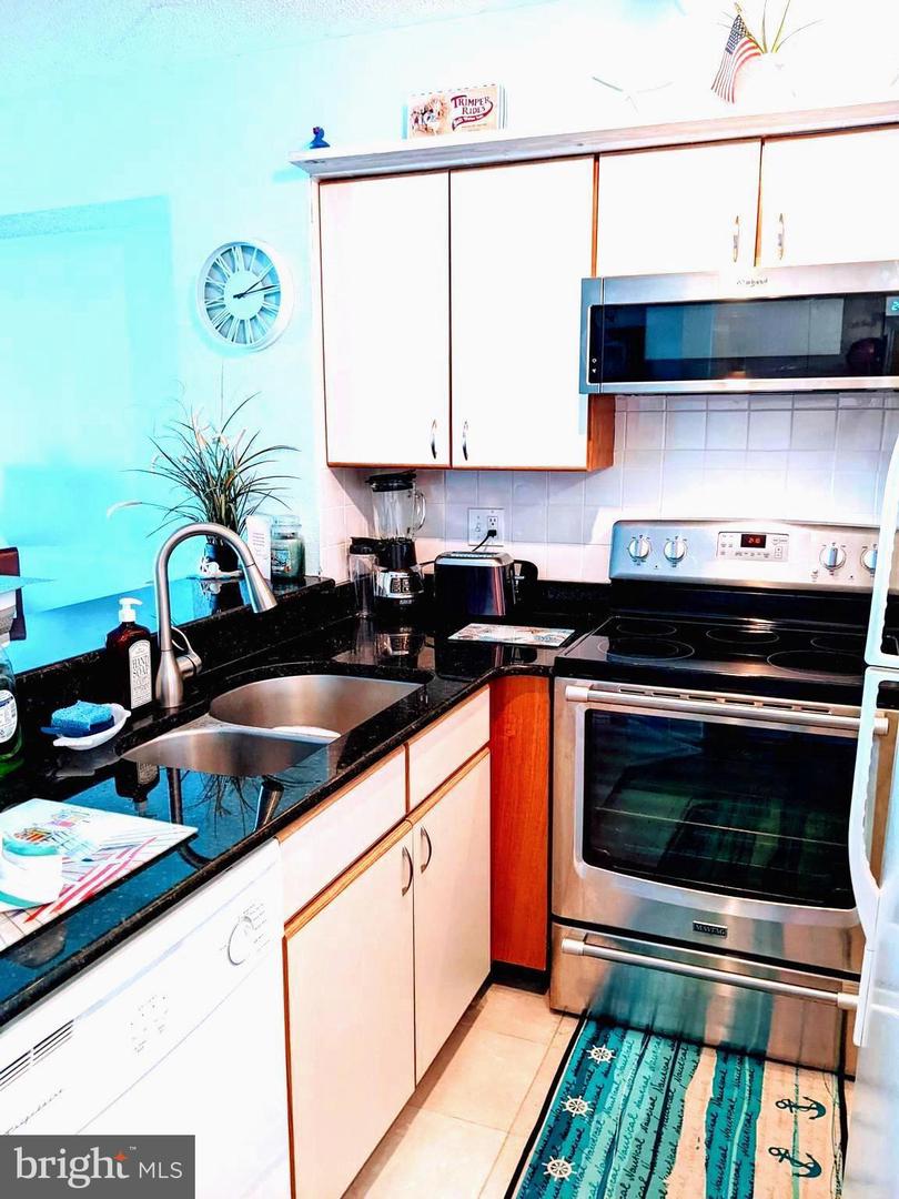 Photo 11 of 31 of 12301 Jamaica Ave #H-229 condo