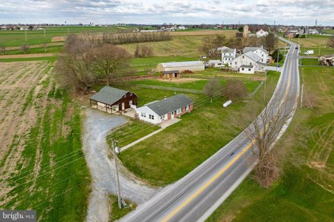 Single Family Residence in Strasburg PA 720 Strasburg PIKE.jpg