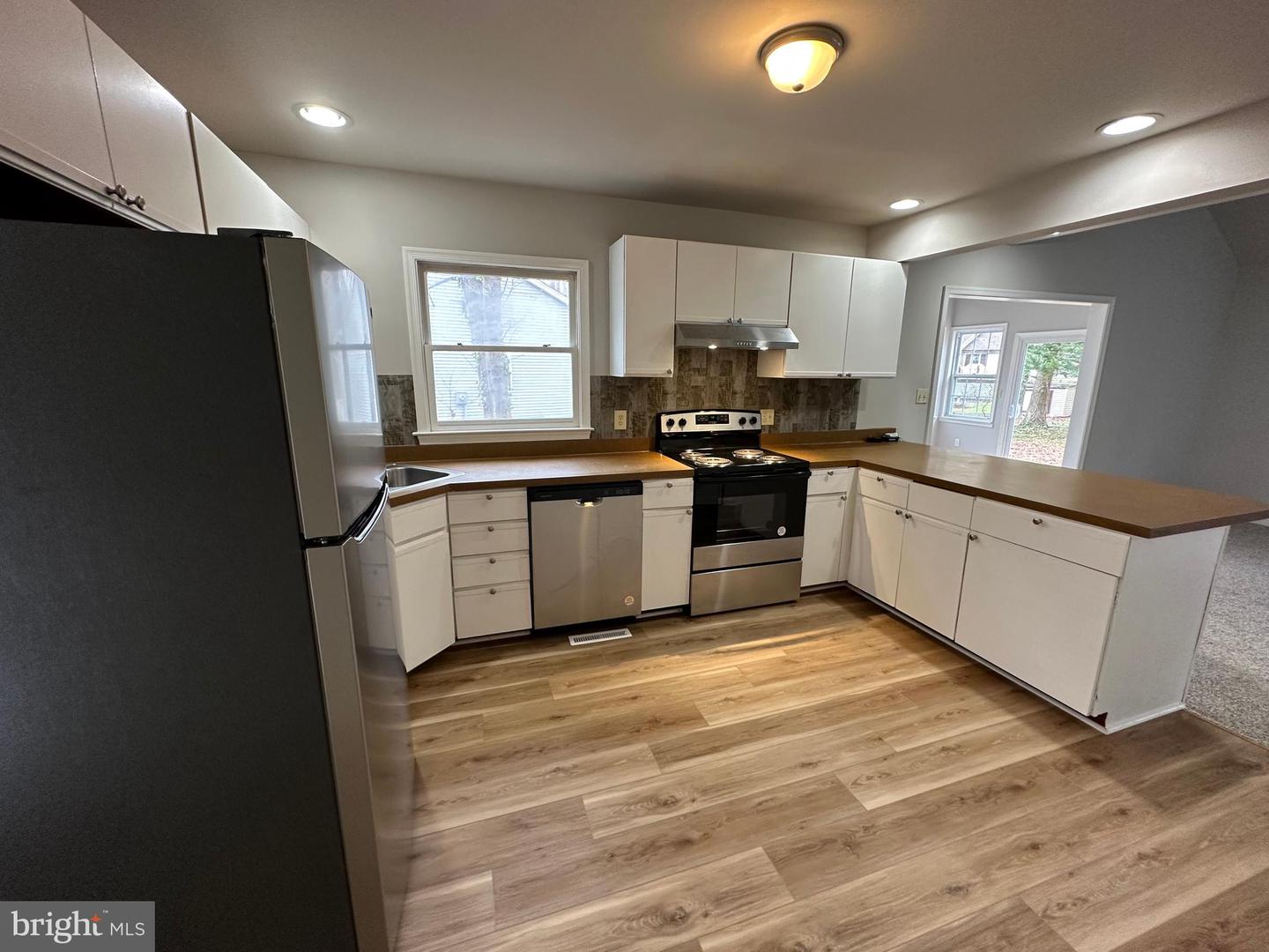Photo 8 of 27 of 3 Rabbit Run Ln house