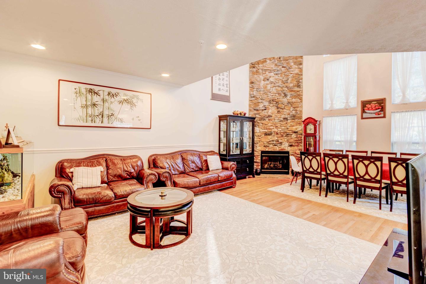 Photo 5 of 36 of 3310 Woodspring Dr townhome