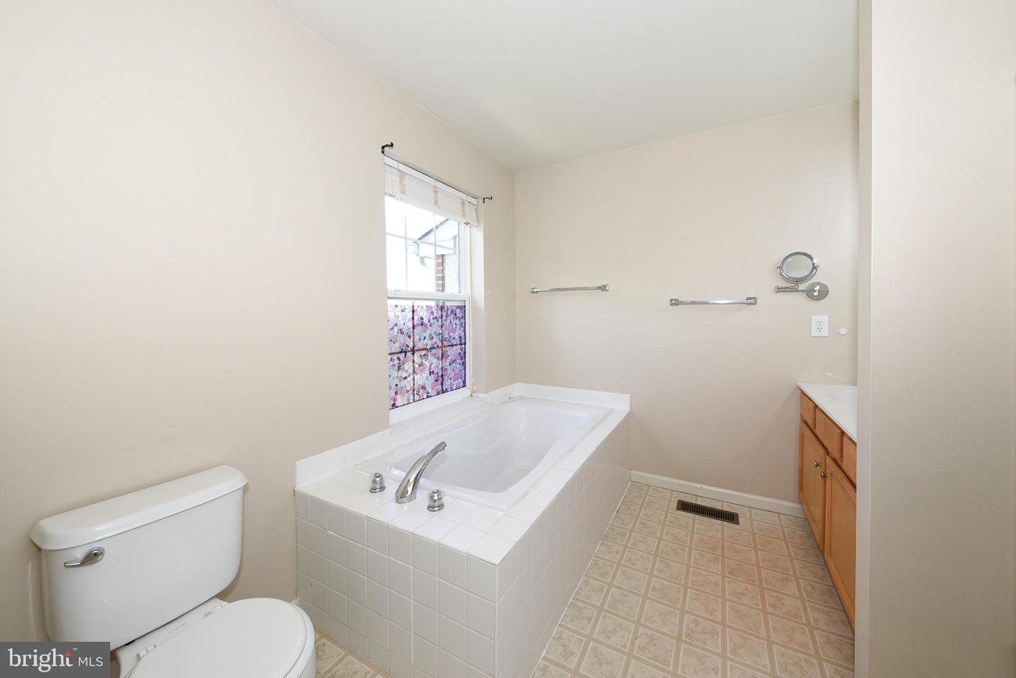 Photo 16 of 31 of 477 Buchanan Rd townhome