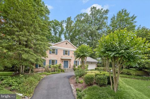 Single Family Residence in Bethesda MD 7017 Darby ROAD.jpg