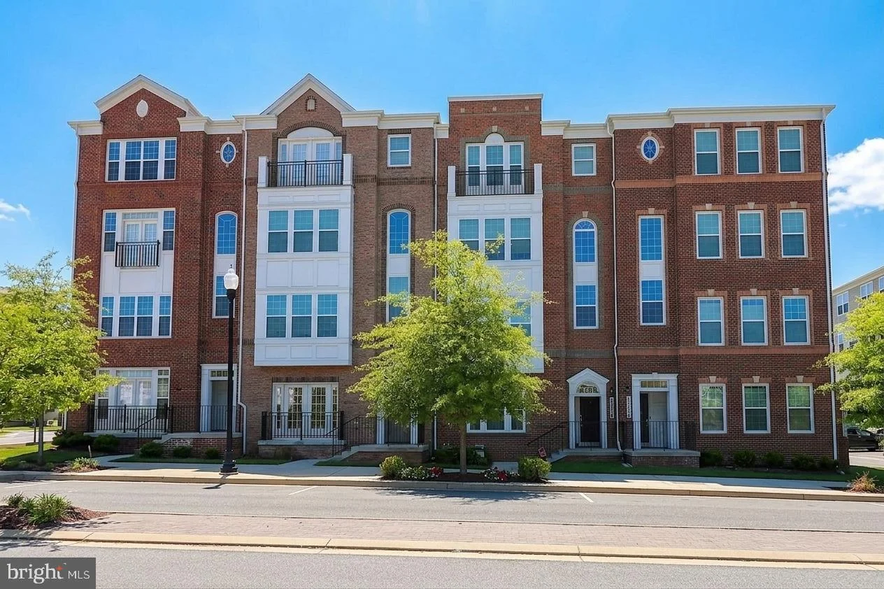 12854 Cloverleaf Center Drive Unit 165 E
