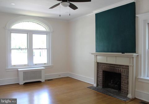 Duplex in Wilmington DE 2106 Bancroft PARKWAY 4.jpg