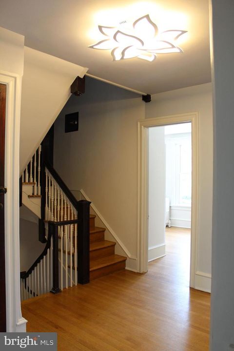 Duplex in Wilmington DE 2106 Bancroft PARKWAY 11.jpg