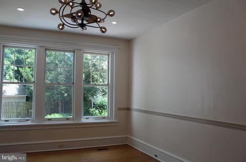 Duplex in Wilmington DE 2106 Bancroft PARKWAY 7.jpg