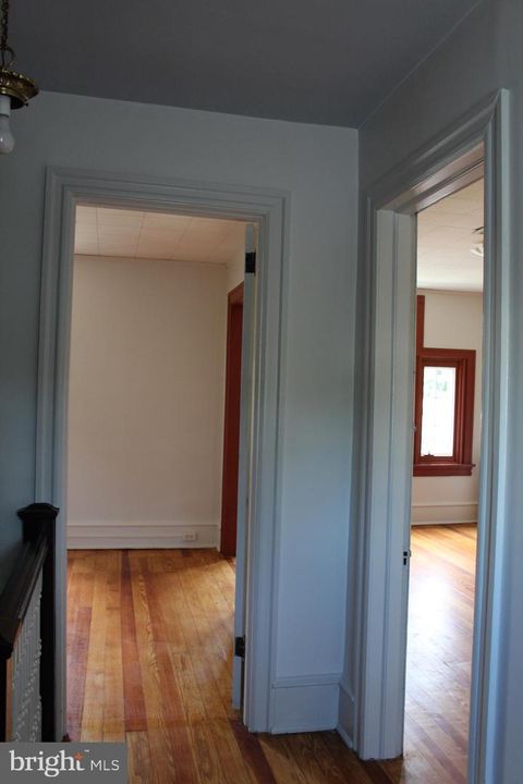 Duplex in Wilmington DE 2106 Bancroft PARKWAY 30.jpg