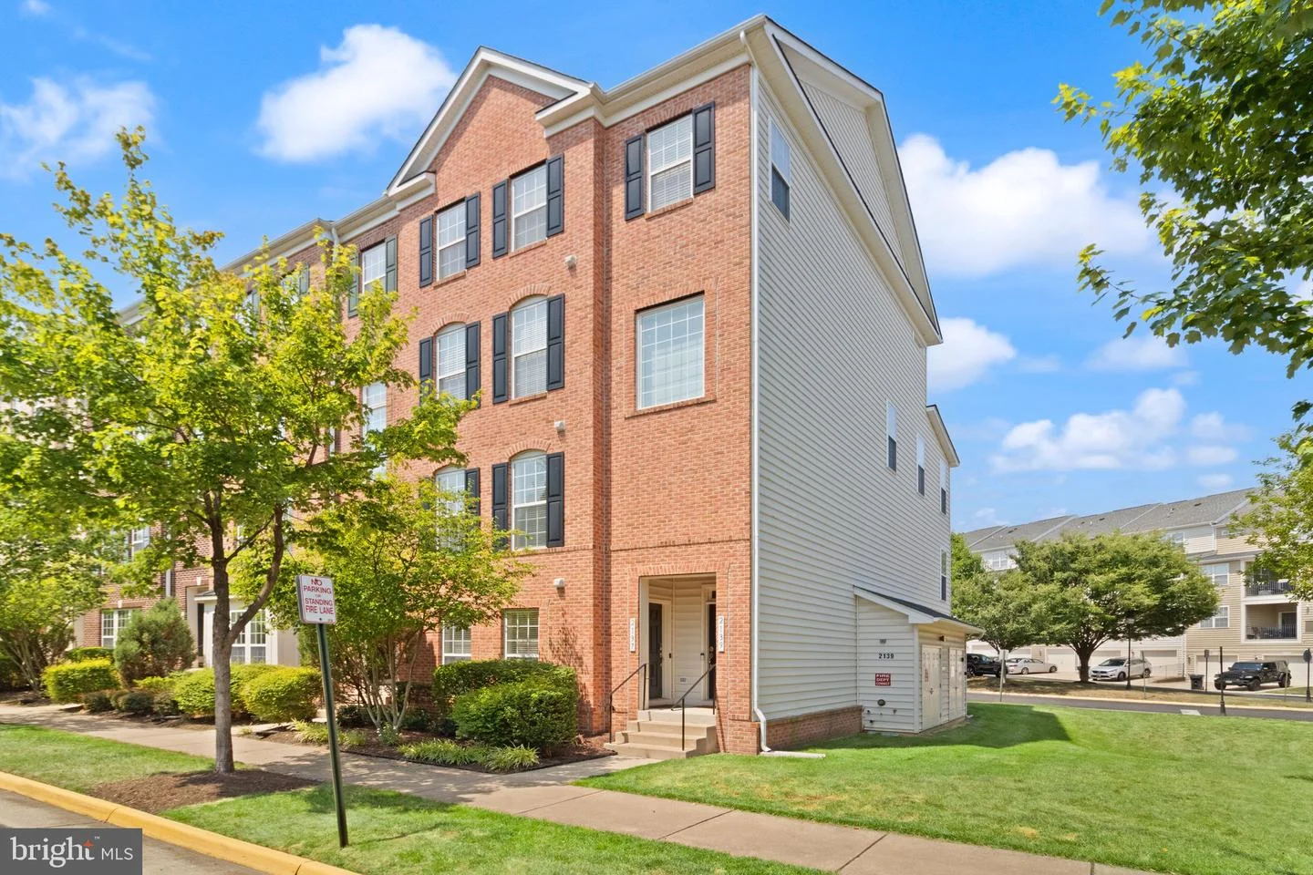 2139 Abbottsbury Way