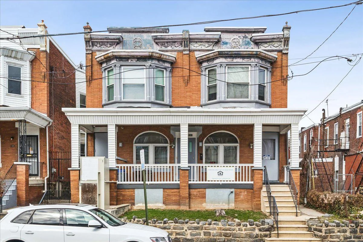 5205-07 Webster Street