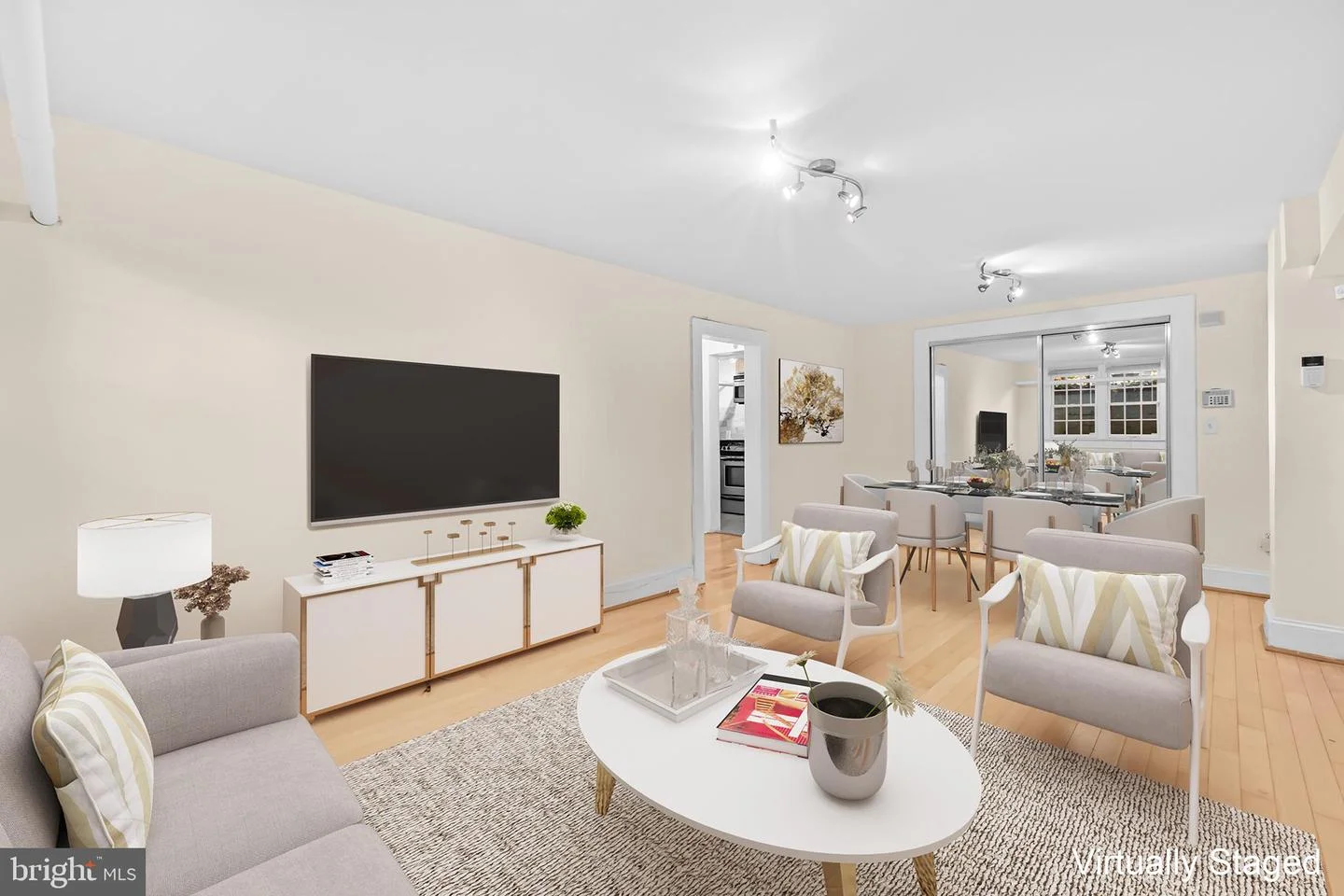 3001 Porter Street NW Unit 100