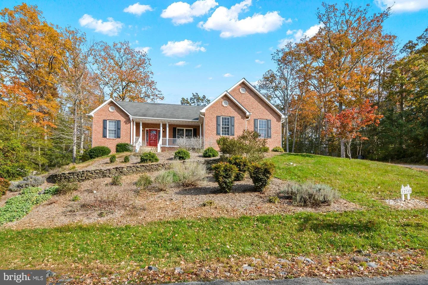12740 Great Lane