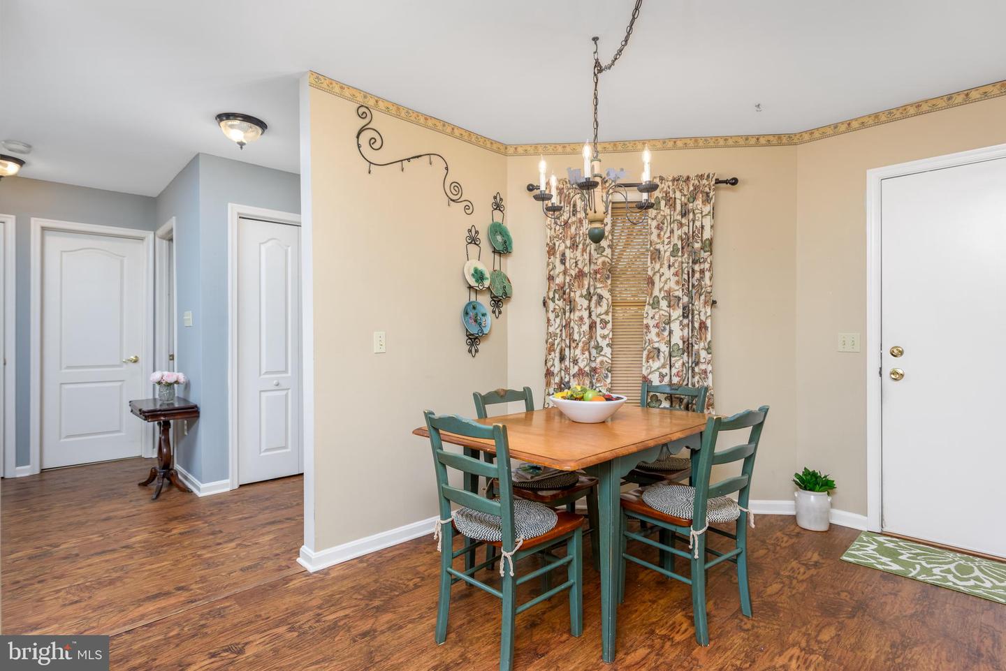 Photo 8 of 26 of 1089 Birch Knoll Dr townhome