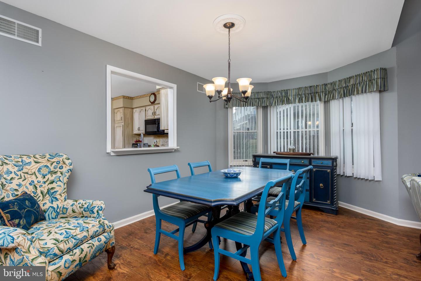 Photo 9 of 26 of 1089 Birch Knoll Dr townhome