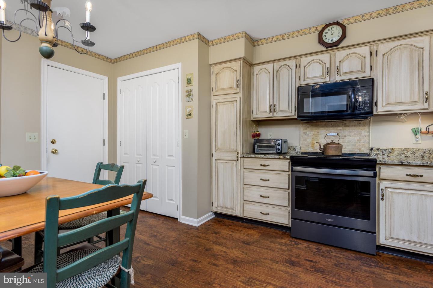 Photo 7 of 26 of 1089 Birch Knoll Dr townhome