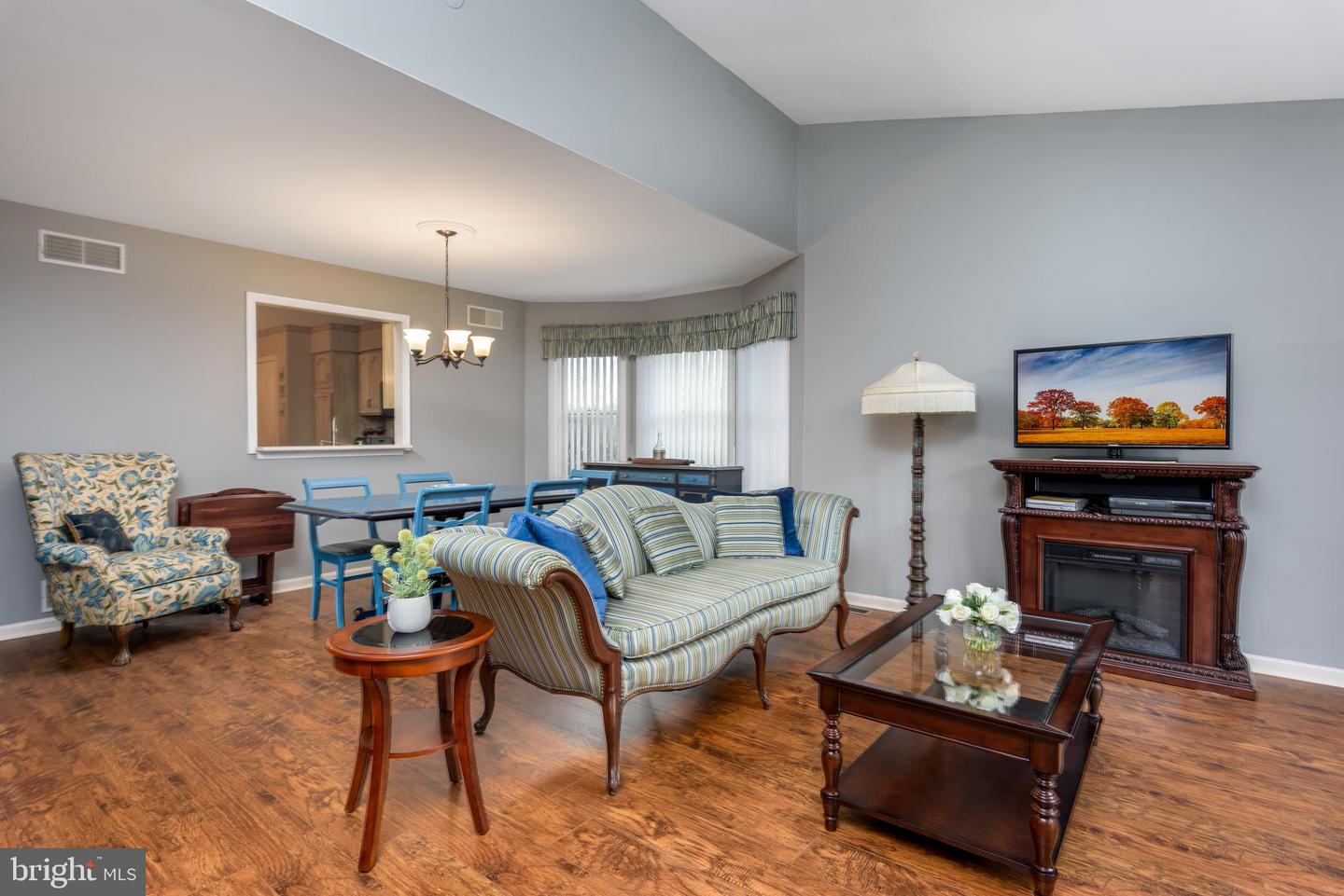 Photo 11 of 26 of 1089 Birch Knoll Dr townhome
