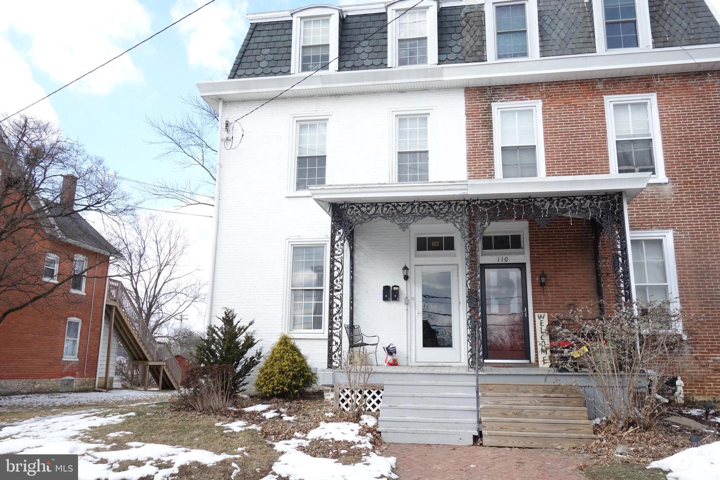112 S 4TH ST #1