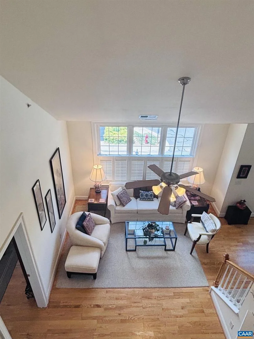 949 Glenwood Station Ln Unit 201