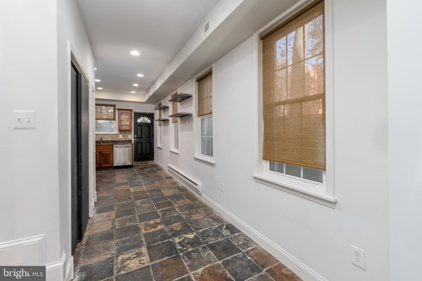 Photo 12 of 49 of 1924 Aliceanna St townhome