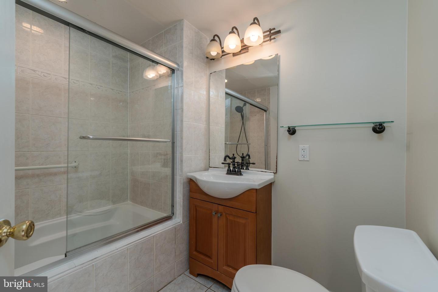 Photo 20 of 49 of 1924 Aliceanna St townhome