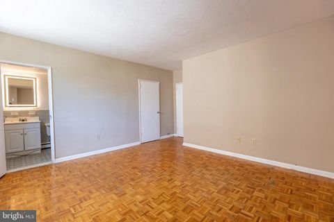 Condominium in Wilmington DE 1301 Harrison STREET 10.jpg