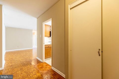 Condominium in Wilmington DE 1301 Harrison STREET 3.jpg