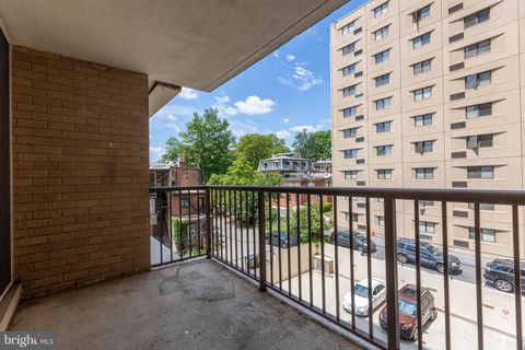 Condominium in Wilmington DE 1301 Harrison STREET 16.jpg