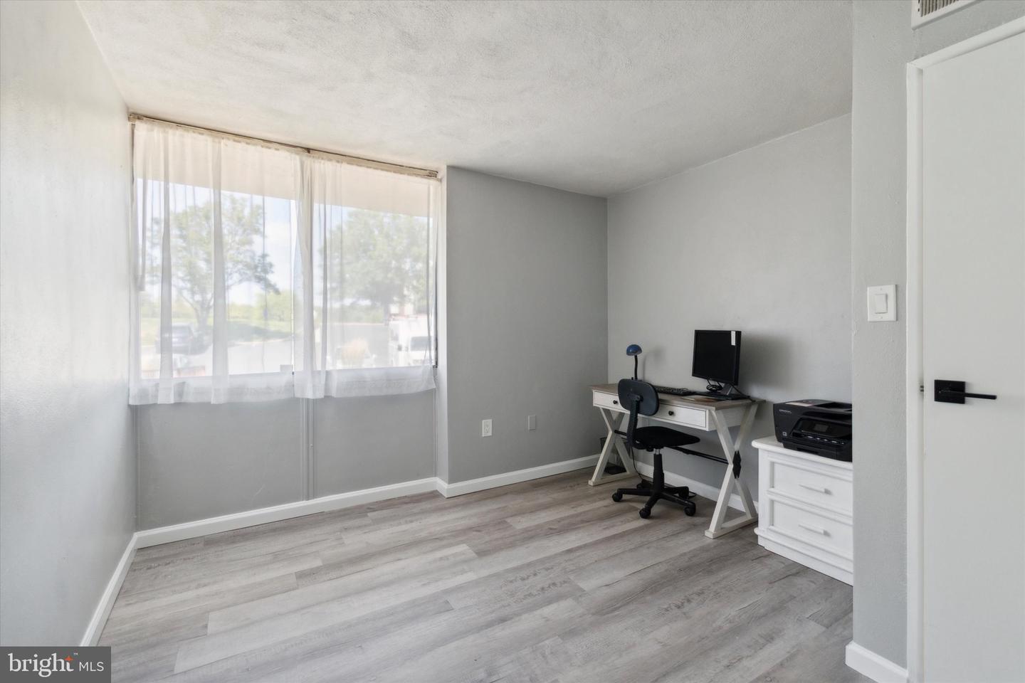 Photo 13 of 15 of 2122 Forest Ln #D2 condo