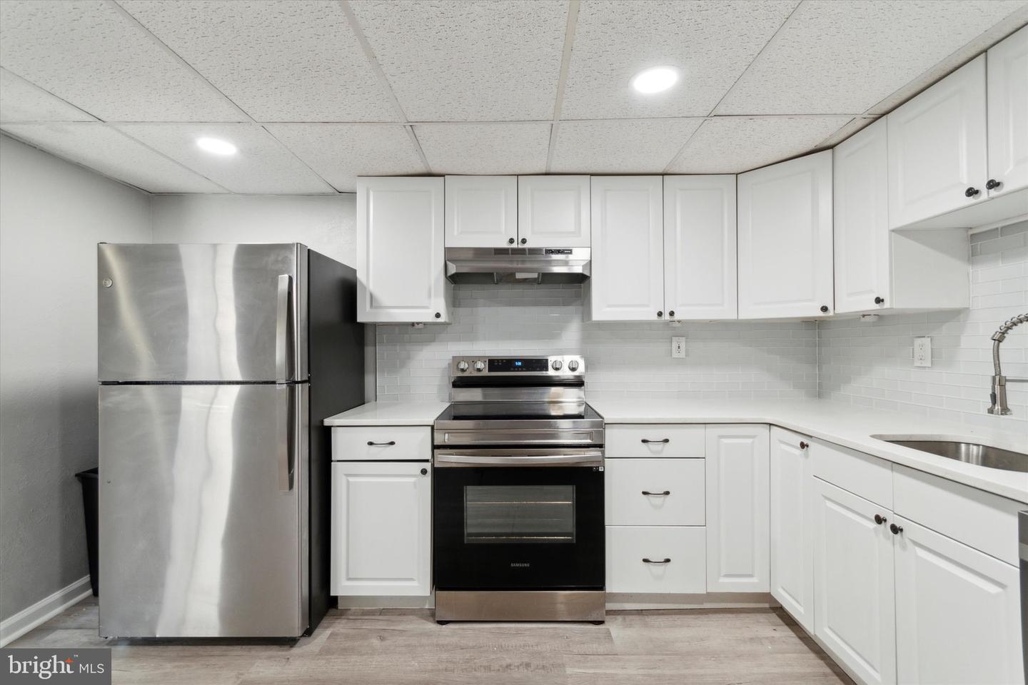 Photo 7 of 15 of 2122 Forest Ln #D2 condo