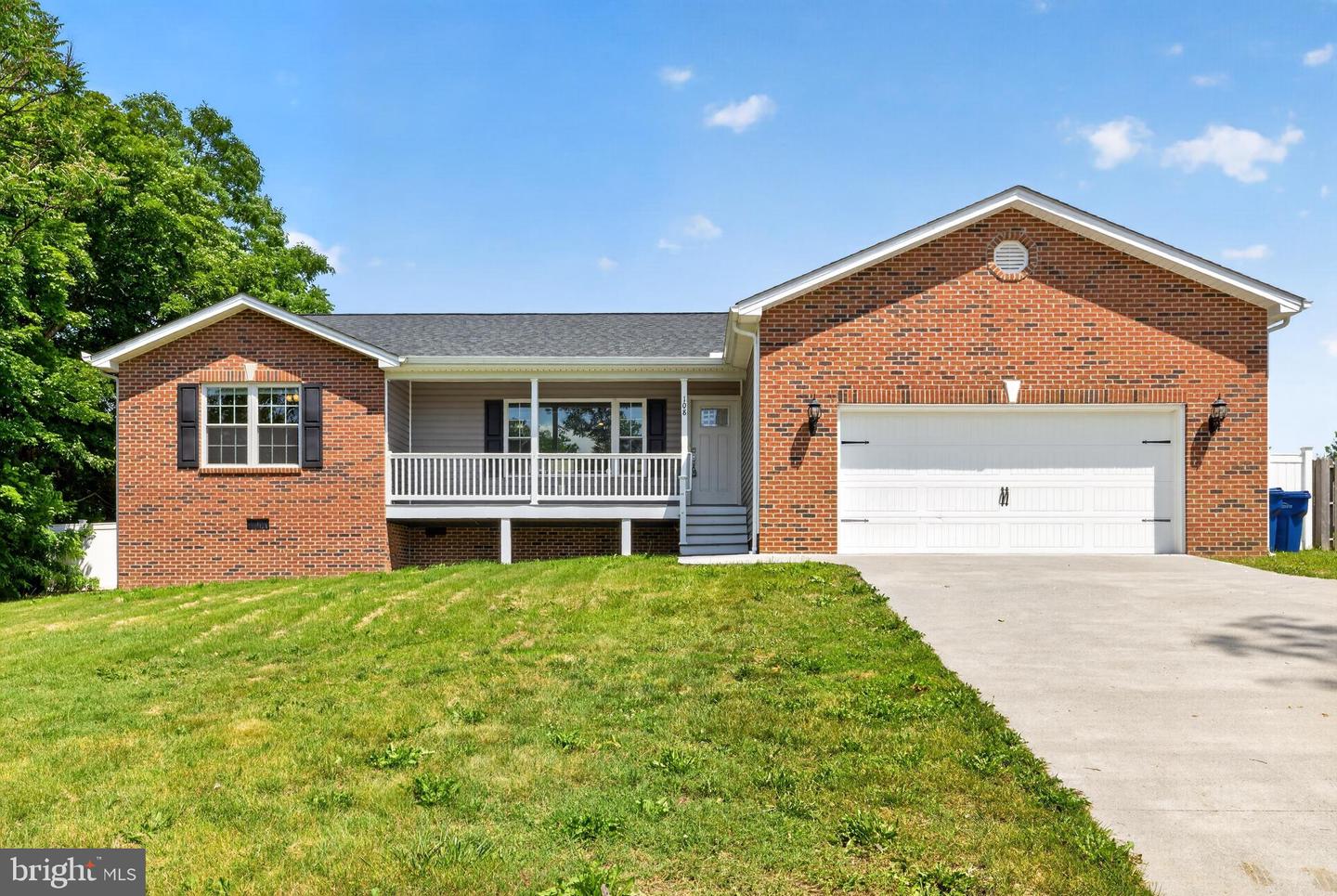 108 Augusta Avenue, Grottoes, VA, 24441