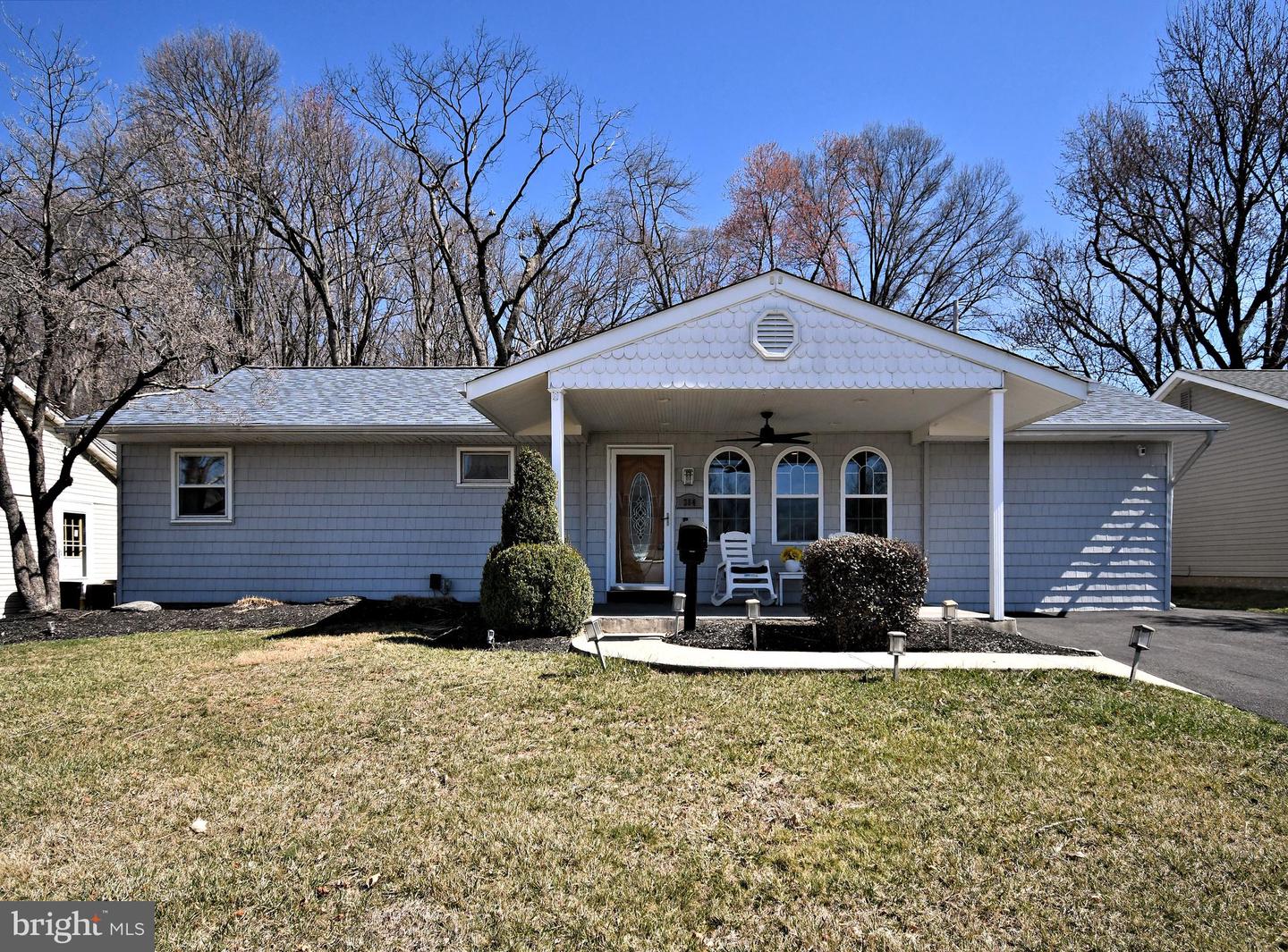 Listing image 1