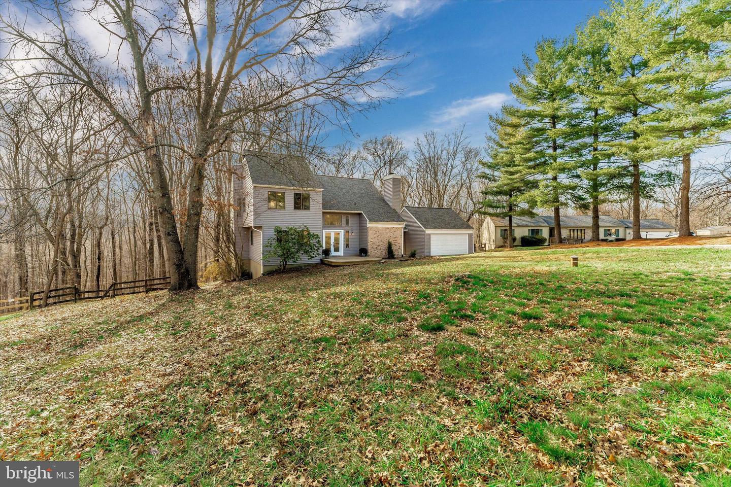 Photo 56 of 61 of 2701 Hillside Ct house