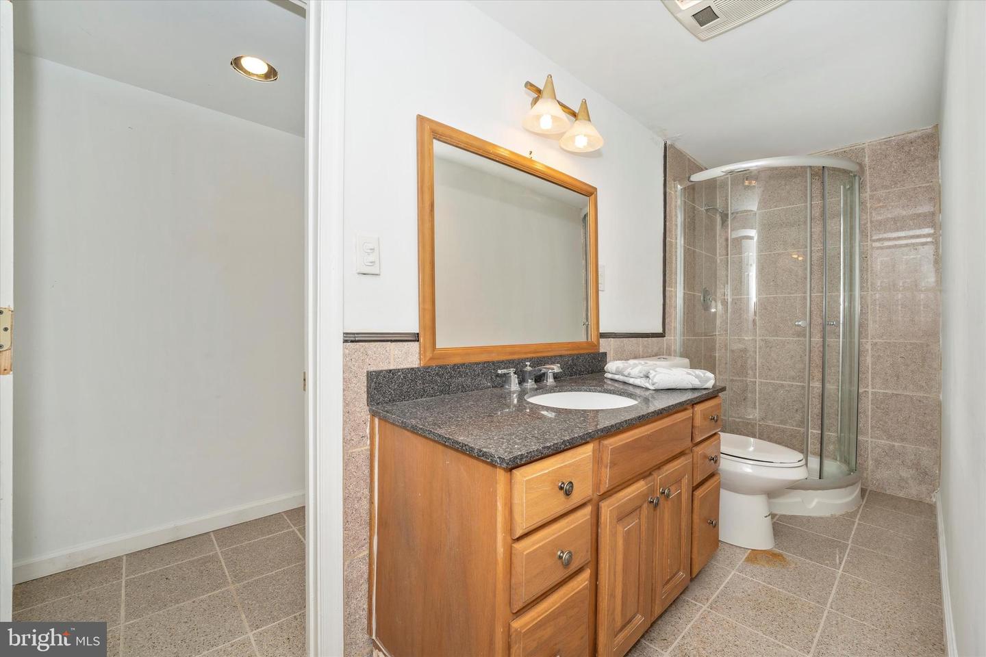 Photo 46 of 61 of 2701 Hillside Ct house