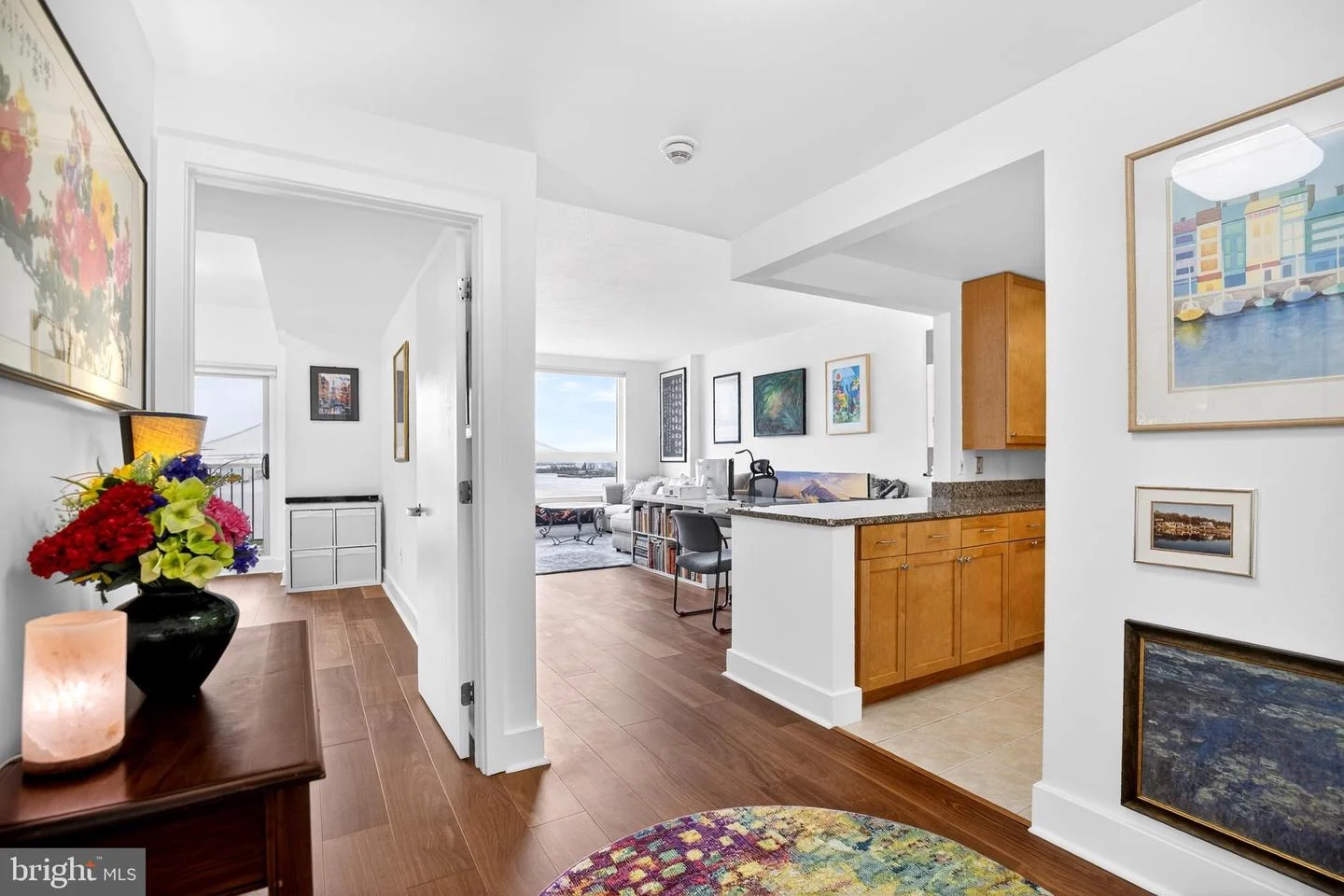 717 S Columbus Boulevard Unit 916