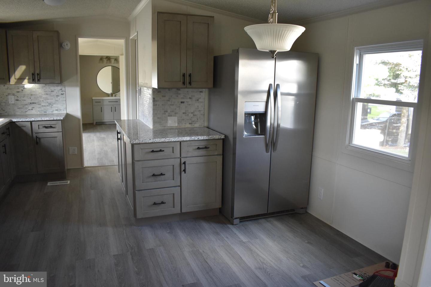 Photo 3 of 10 of 1039 Sage Ave mobile home