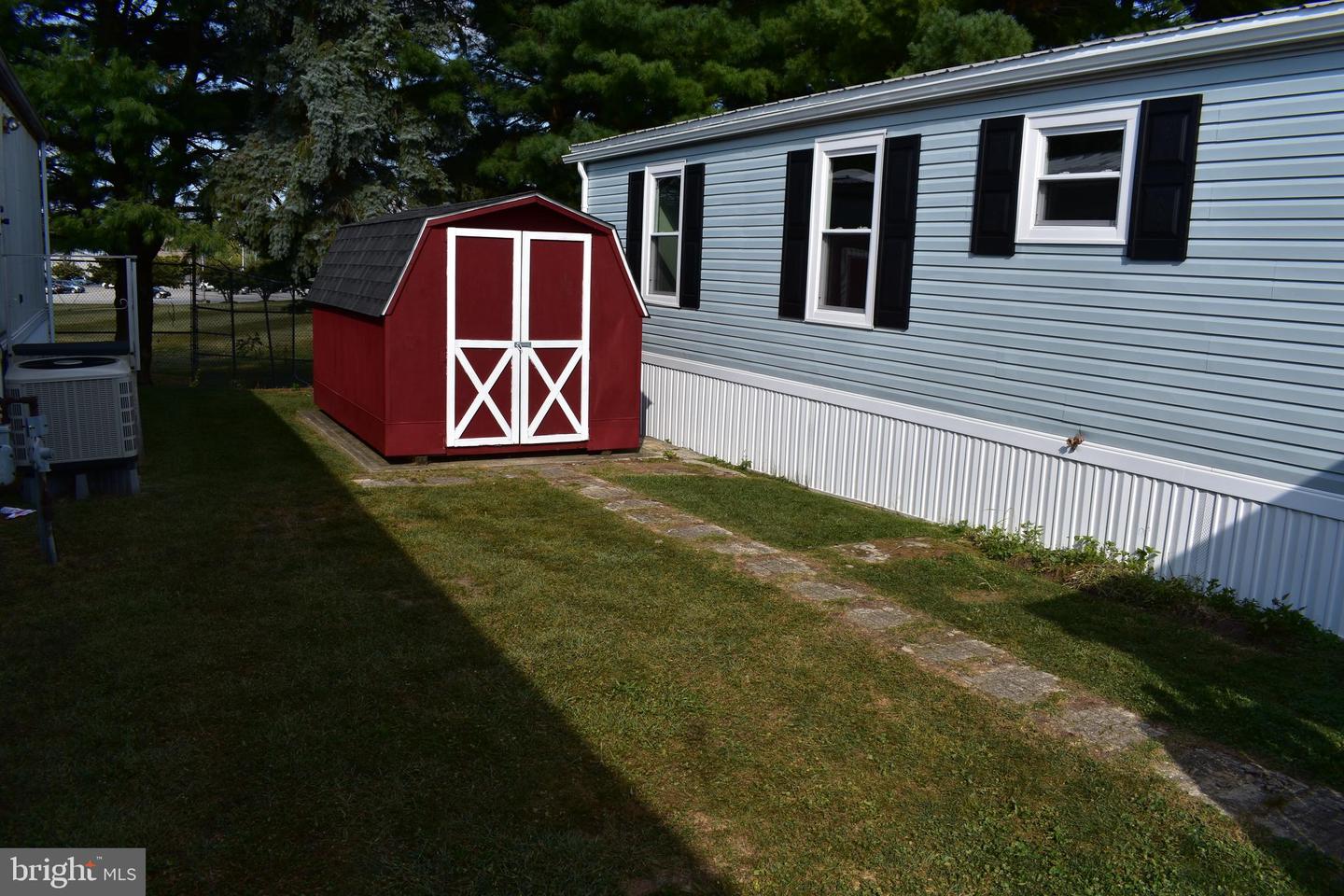 Photo 10 of 10 of 1039 Sage Ave mobile home