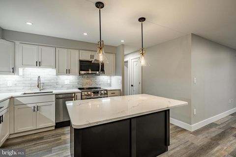 Condominium in King Of Prussia PA 10603 Valley Forge CIRCLE.jpg