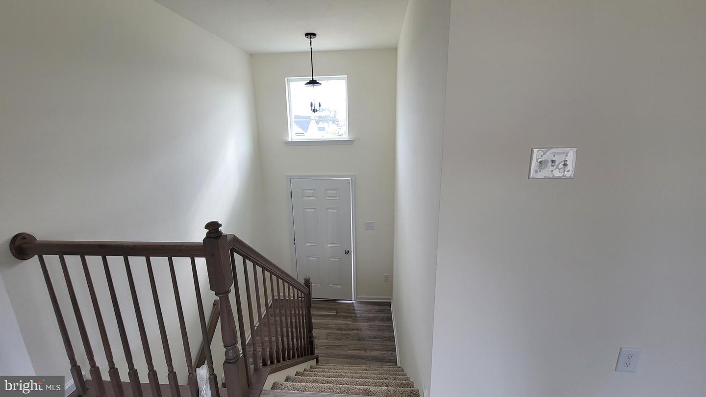 Photo 2 of 14 of 115 Stonewicke Dr #96 house