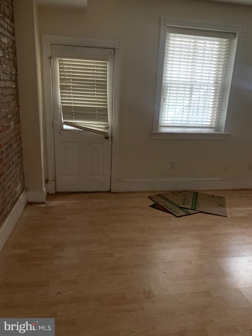 Photo 18 of 25 of 2018 Connecticut Ave NW townhome