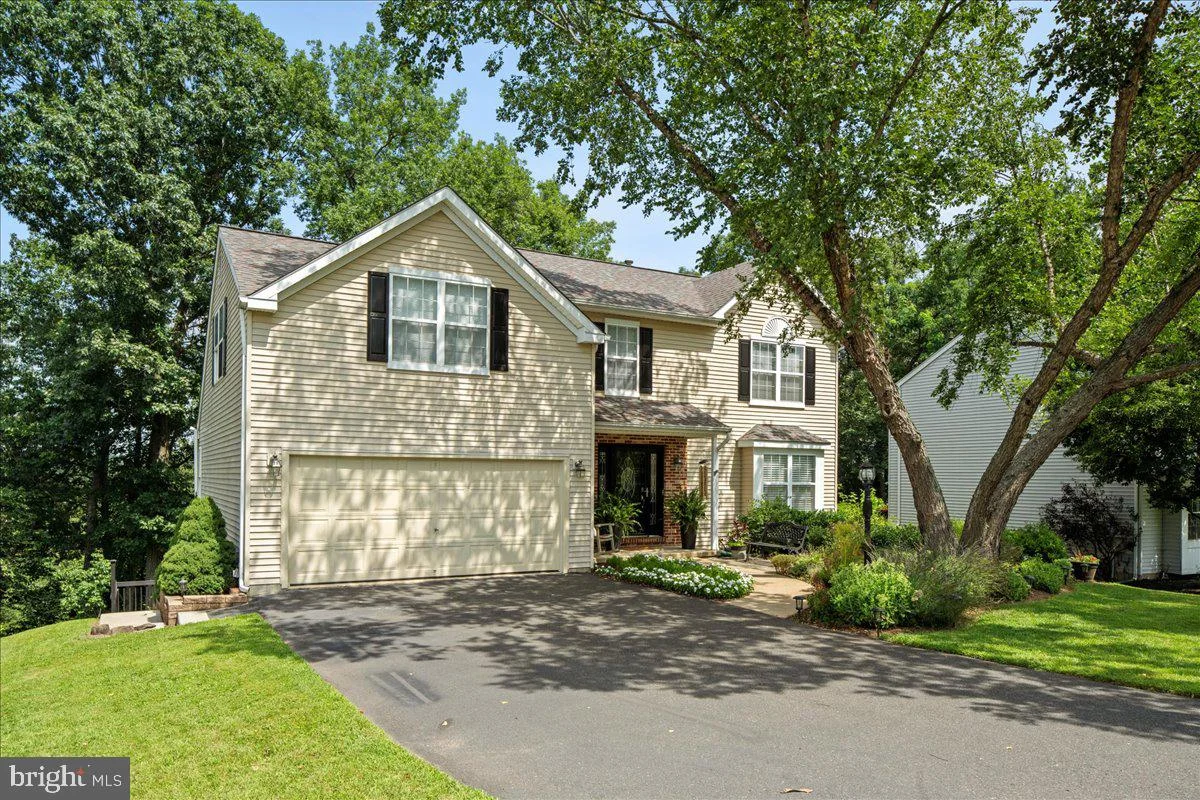 3043 Fairhill Drive