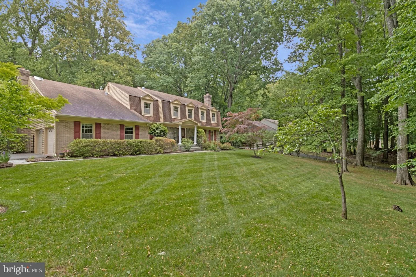 10009 New London Drive