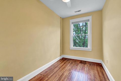 Duplex in Washington DC 401 T STREET 23.jpg