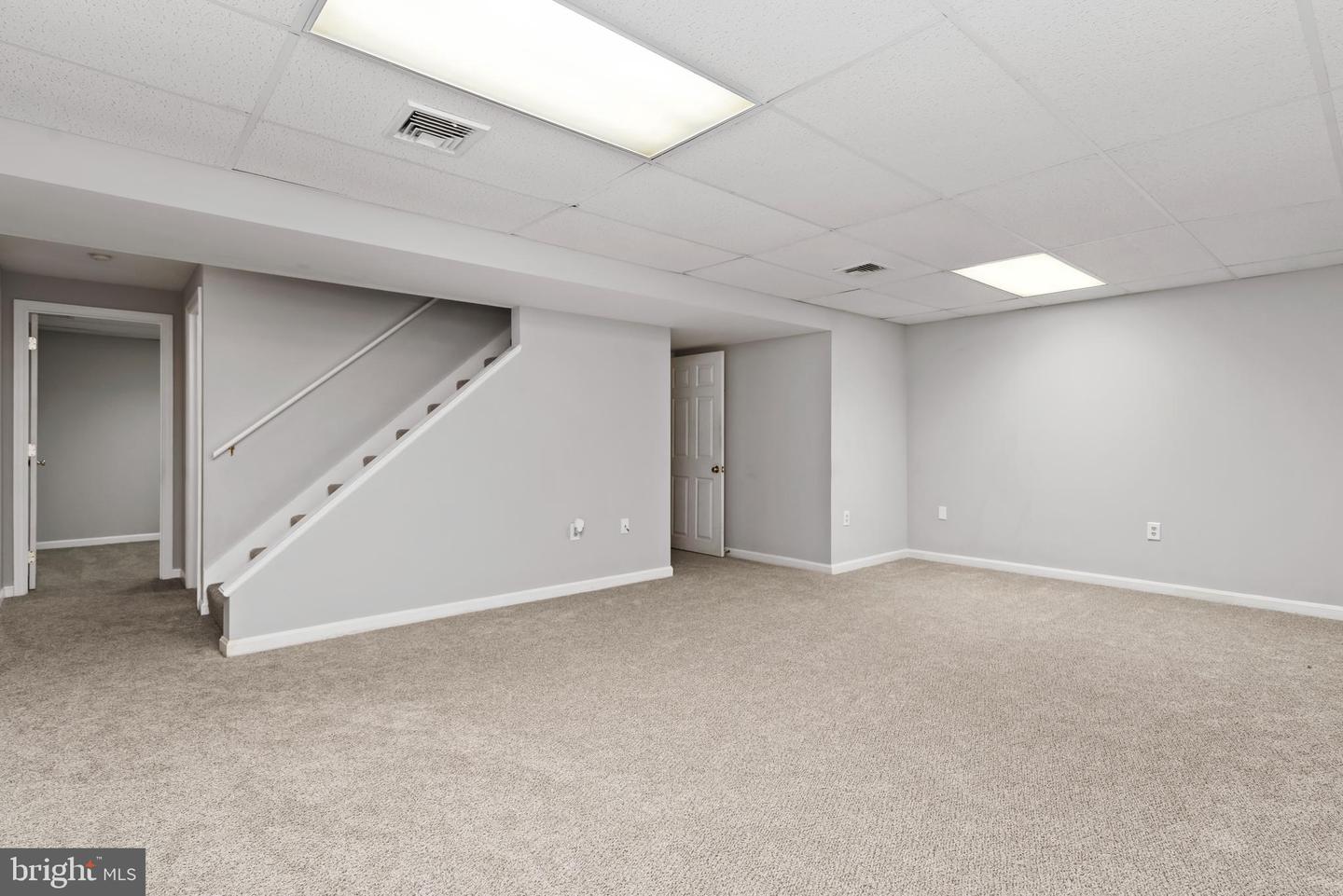 Photo 19 of 27 of 111 Lee Ann Ct townhome