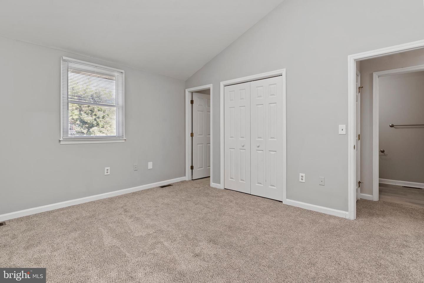 Photo 12 of 27 of 111 Lee Ann Ct townhome